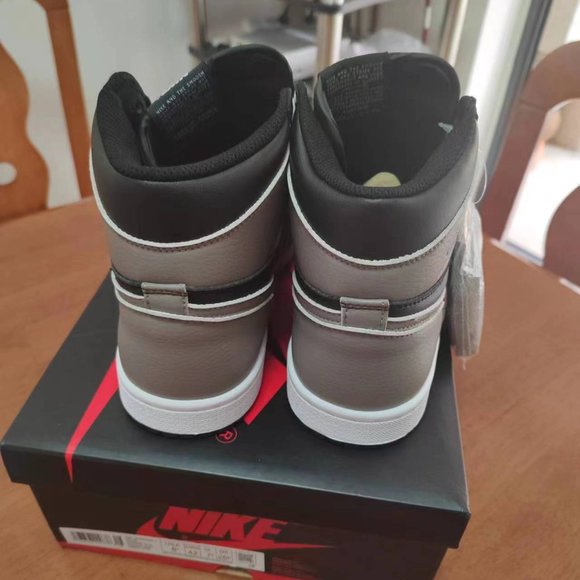 Air Jordan 1 Retro High Shadow - Picture 3 of 4